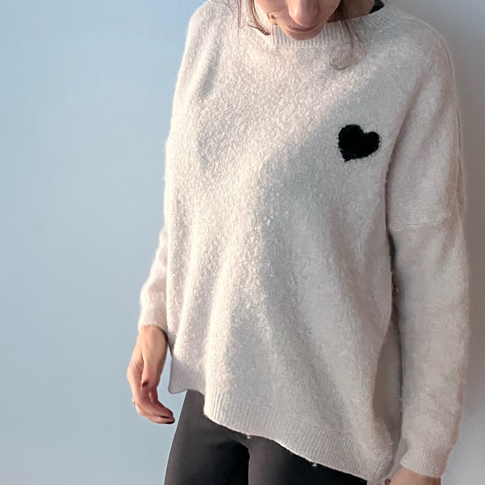 Sweater - Picture 2 of 5